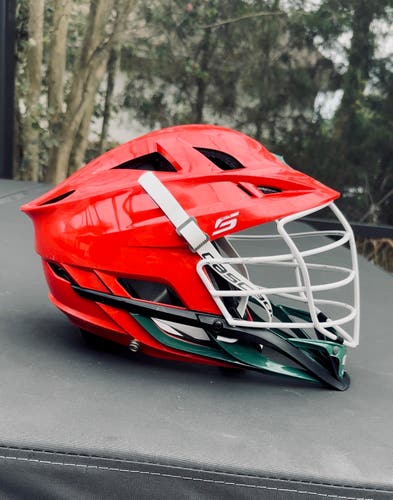 Royal Red Cascade S Lacrosse Helmet ( Good Condition )