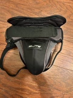 Bauer Elite Junior Goalie Jock / Goalie Cup