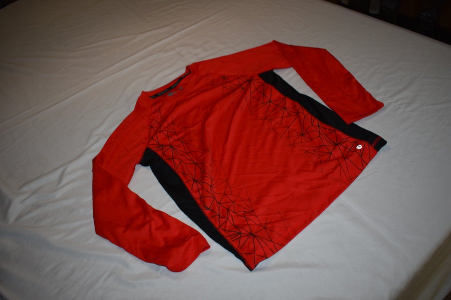 Boy's Xersion Long Sleeve Quick-Dri Shirt, Red/Black, medium (10-12) -  Great Condition!