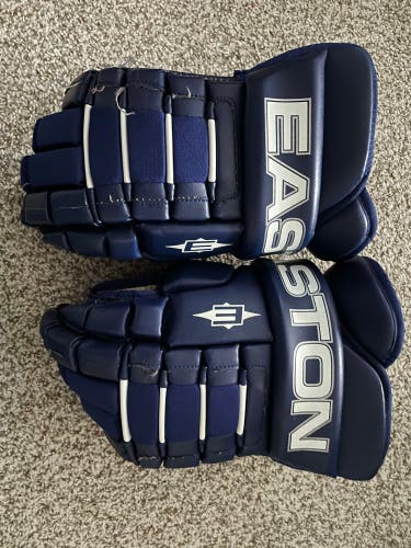 USED Easton SE6 gloves