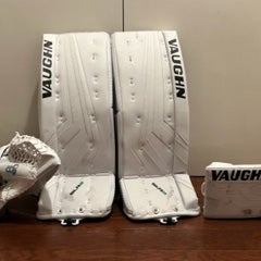White Used Junior 26" Vaughn Regular Ventus SLR 2 Goalie Legs and VE8 Glove/Blocker Full Set