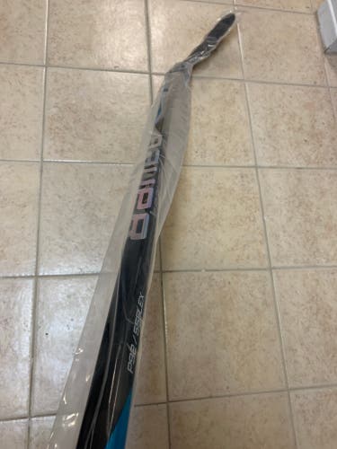 Intermediate Right Handed P92  Nexus Sync Hockey Stick