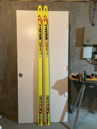 Used Men's Volkl 215 cm Racing P30 Skis Without Bindings