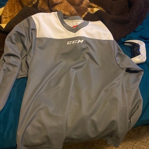 Gray Used Small CCM Jersey