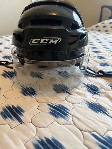 Used Large CCM Vector V08 Helmet