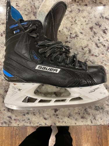 Used Bauer Size 10 Nexus 1N Hockey Skates