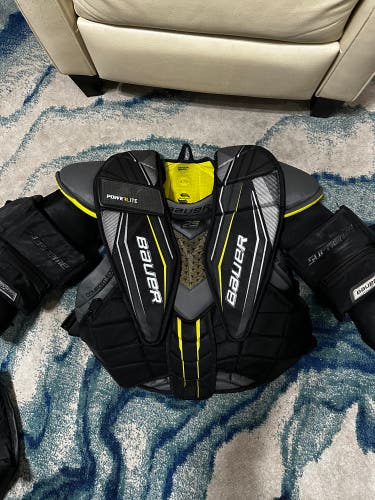 Used Small Bauer  Supreme 2S Pro Goalie Chest Protector