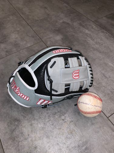 Wilson A2000 11.5” Tim Anderson TA7 Model Baseball Glove