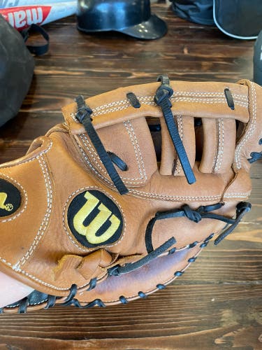 Perfect Condition First Base 12" A900 Baseball Glove