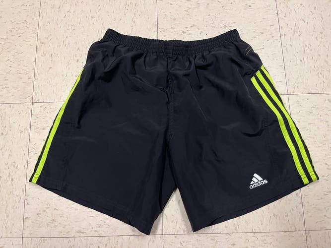Black/Green Used Medium Men's Adidas Shorts