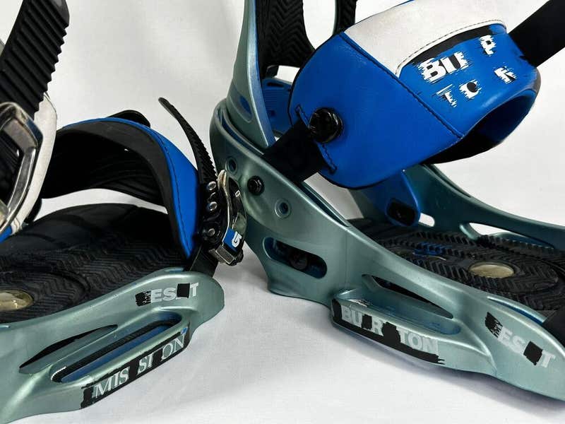 Size M (8-11) Burton Mission EST Mens Snowboard Bindings #163