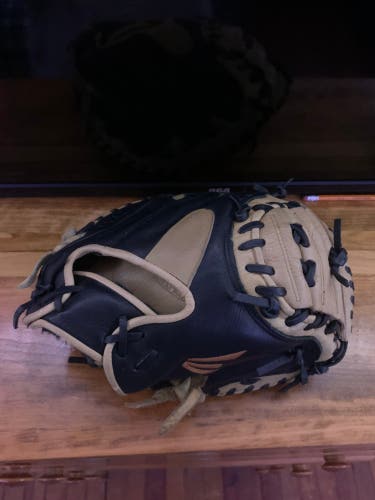 Easton Baseball Catchers Glove