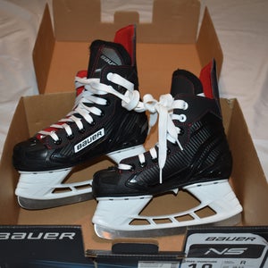 NEW - Bauer NS Hockey Skates, Size 8R - In Box