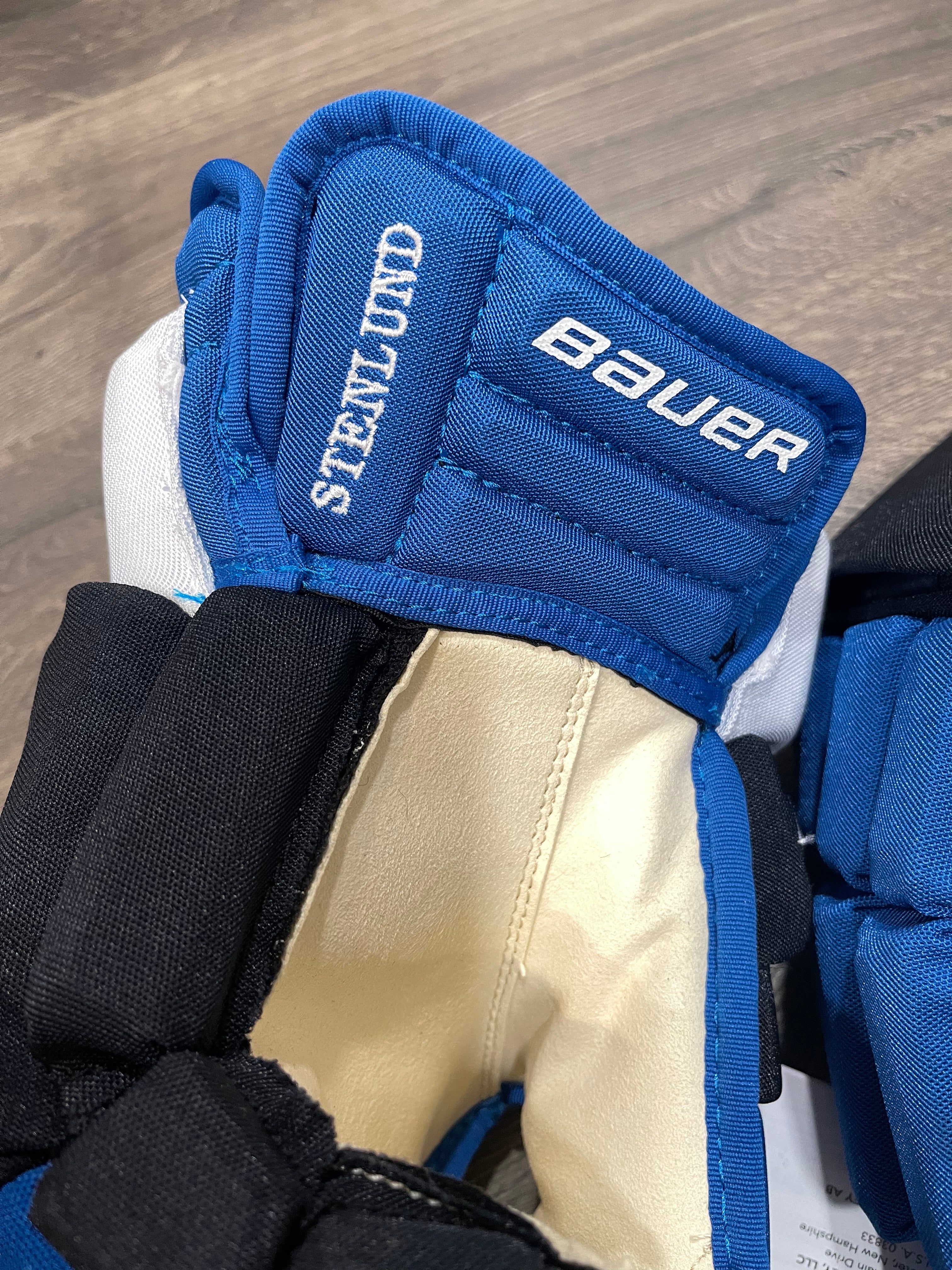 13 Sherwood 9950 Pro Gloves - Team Stock Winnipeg Jets - Pro Stock Hockey