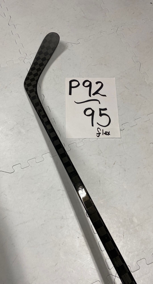 Senior(1x)Right P92 95 Flex PROBLACKSTOCK Pro Stock Nexus 2N Pro Hockey Stick