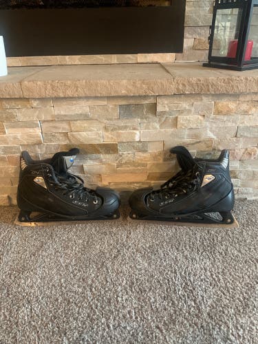 Used CCM Regular Width Size 9.5 Vector 4.0 Hockey Goalie Skates