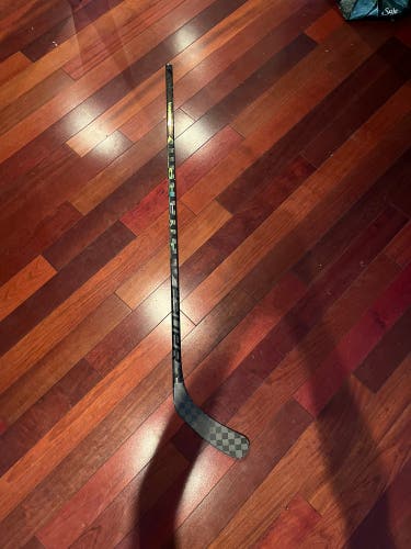 Left Hand P92 Bauer AG5NT Hockey Stick