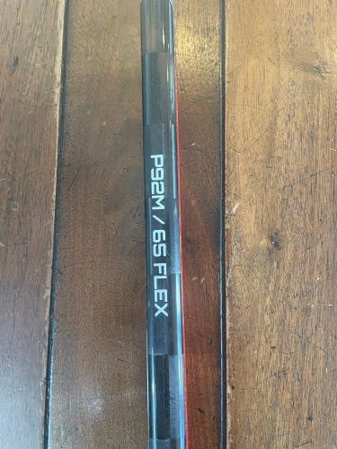 Intermediate Left Hand P92M Vapor Hyperlite Hockey Stick
