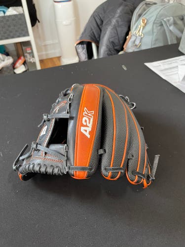 Right Hand Throw 11.75" A2K Baseball Glove