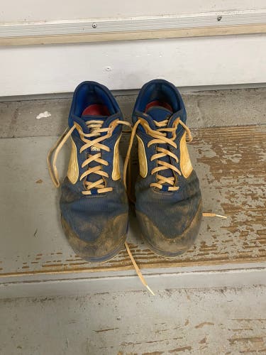 Blue Used Size 11 (Women's 12) Nike