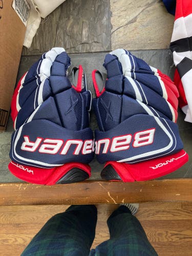 New Bauer Vapor 1X Lite Gloves 14"