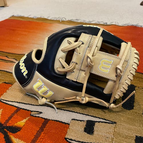 Brand New Without Tags 2021 Wilson A2000 1786 Baseball Glove 11.5" (WBW100084115)