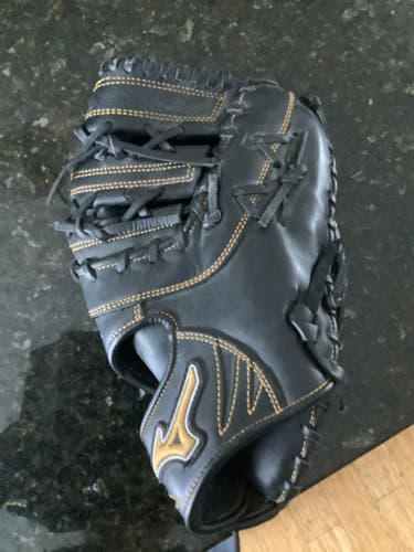 Used Mizuno Right Hand Throw First Base MVP Prime Baseball Glove 12.5"