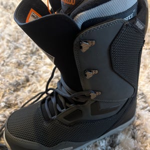Men's Size 12 Thirty Two All Mountain TM-2 Snowboard Boots