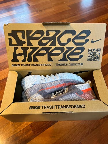 Nike Space Hippie 02 Sneakers with Box and Tote Bag Sz. 10