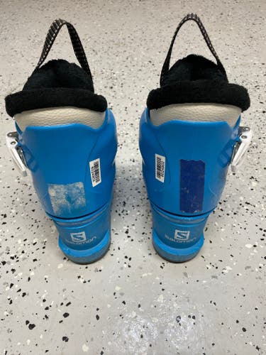 Used Kid's Salomon Ski Boots