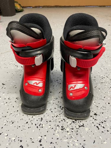 Used Kid's Nordica Ski Boots