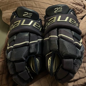 Bauer 11" Supreme 2S Pro Gloves