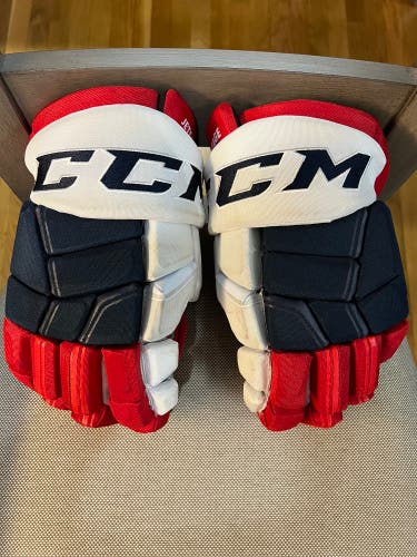 Jets Heritage Classic CCM HGQL 14" Pro Stock Gloves
