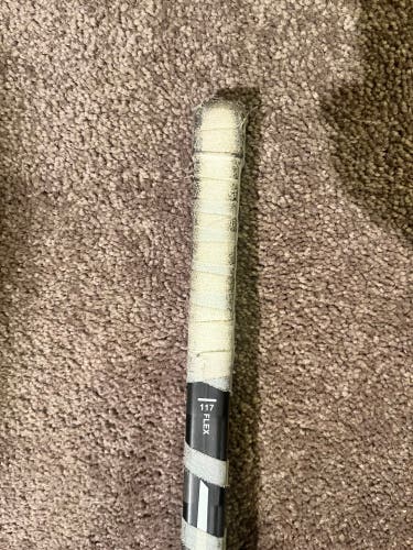 Intermediate Left Hand PM9  Supreme MX3 Hockey Stick