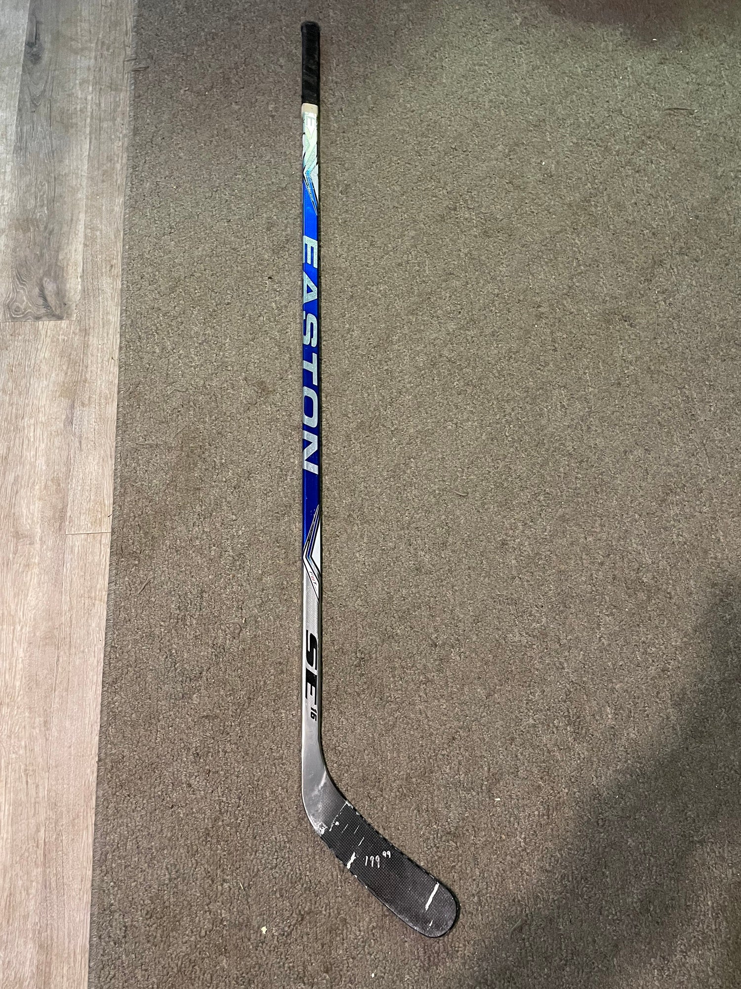 Easton Synergy SE16 Composite Stick - Senior