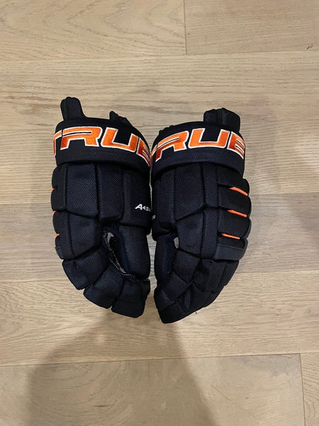 TRUE A4.5 Ice Hockey Gloves - Senior