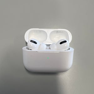 Pre Owned AirPod Pro With Charging Case
