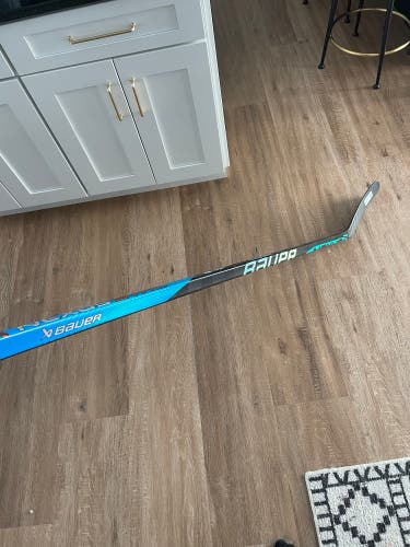 2 New Left Hand P88 Nexus Sync Hockey Stick