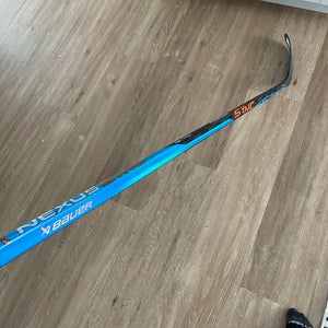 New Right Handed P28 Nexus Sync Hockey Stick