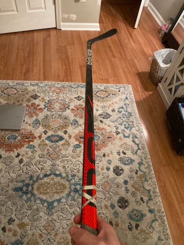 Senior Right Handed Toe Pattern Pro Stock Vapor FlyLite Hockey Stick