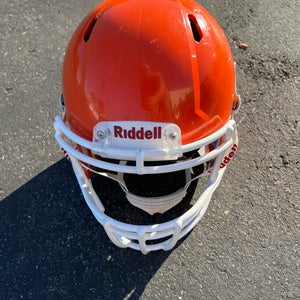 Small/ Medium Riddell Victor Helmet