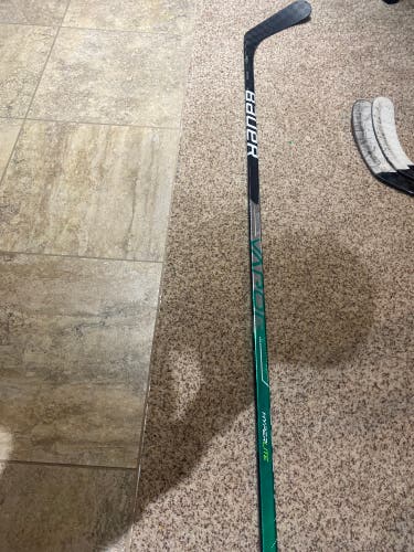 Senior Left Hand P88 Pro Stock Vapor Hyperlite Hockey Stick