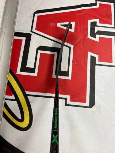 Senior Left Hand PM9  Vapor ADV Hockey Stick
