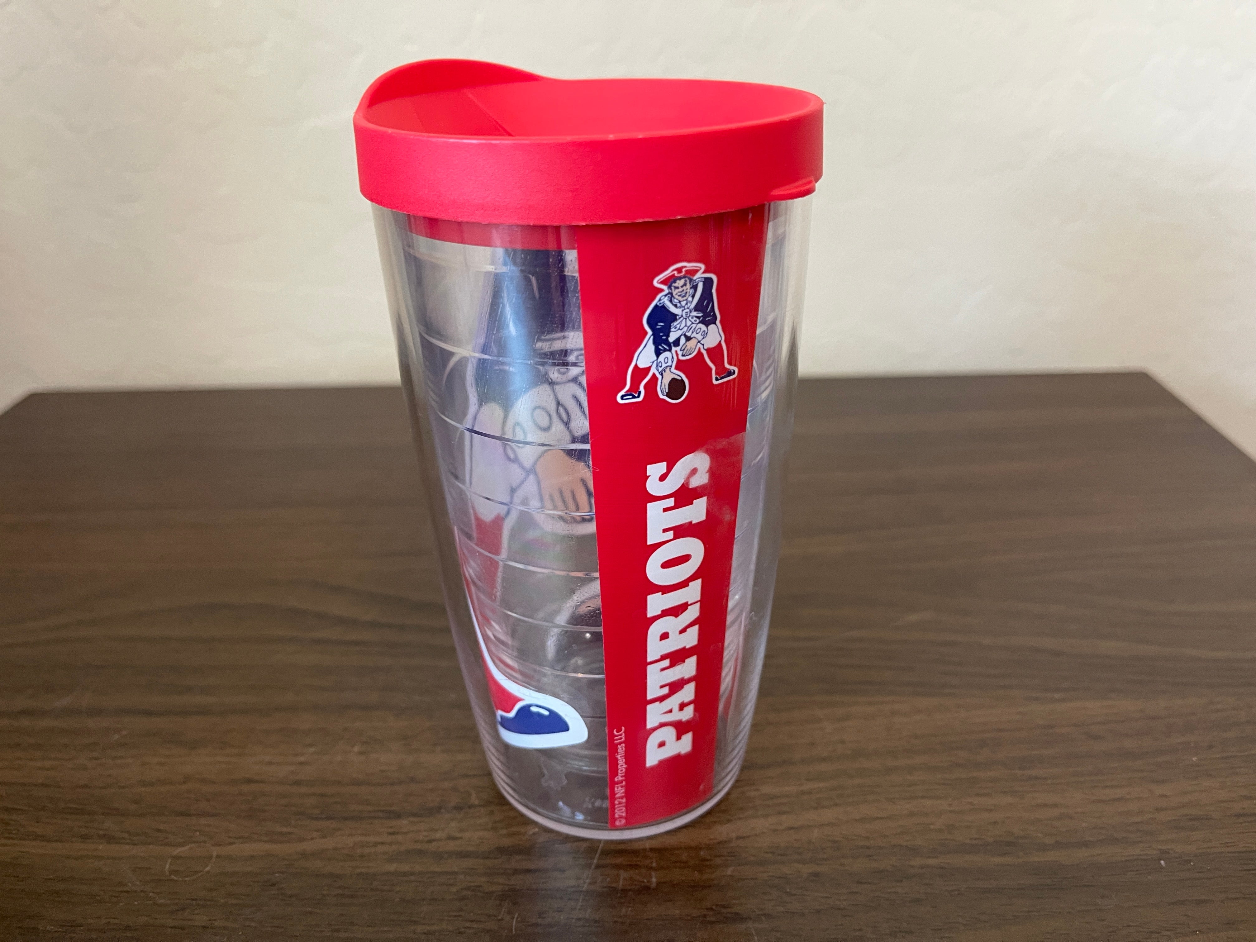 New England Patriots NFL FOOTBALL SUPER AWESOME 16oz Plastic Tumbler Mug Cup!