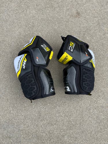 New Small Bauer Supreme 2S Pro Elbow Pads