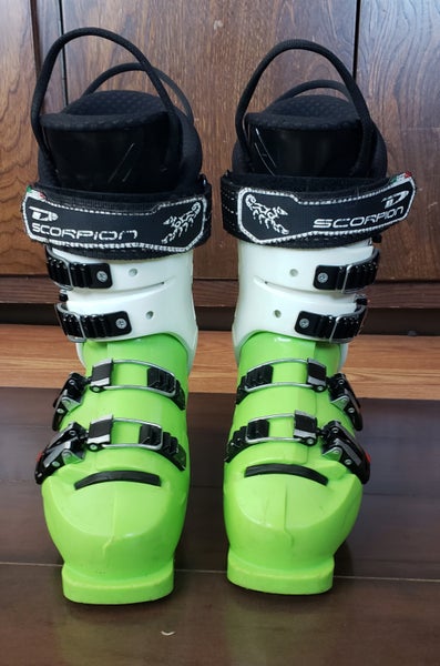 25.5 Dalbello SCORPION SR 90 JUNIOR RACE Ski Boots *USED* BOYS 6