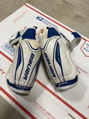 Used Small Bauer Nexus 7000 Elbow Pads