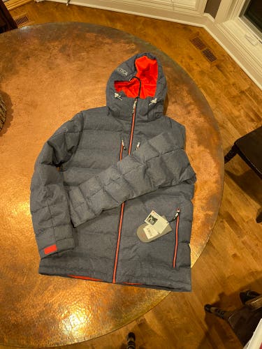 NEW WITH TAGS Arctica Down Packet Jacket Size Large Denim/Tangerine