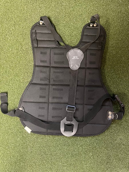 Umpire Chest Protectors Buying Guide, Blog