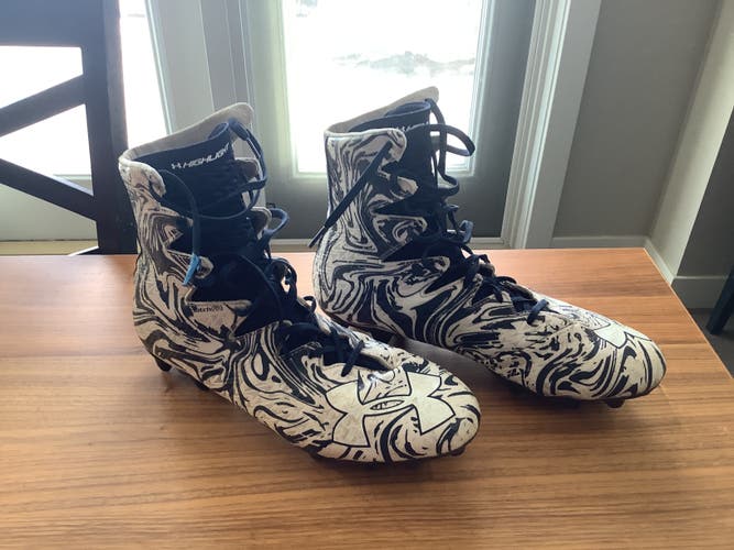 Men's Used Men's 13.5 (W 14.5) Molded Cleats Under Armour High Top Highlight